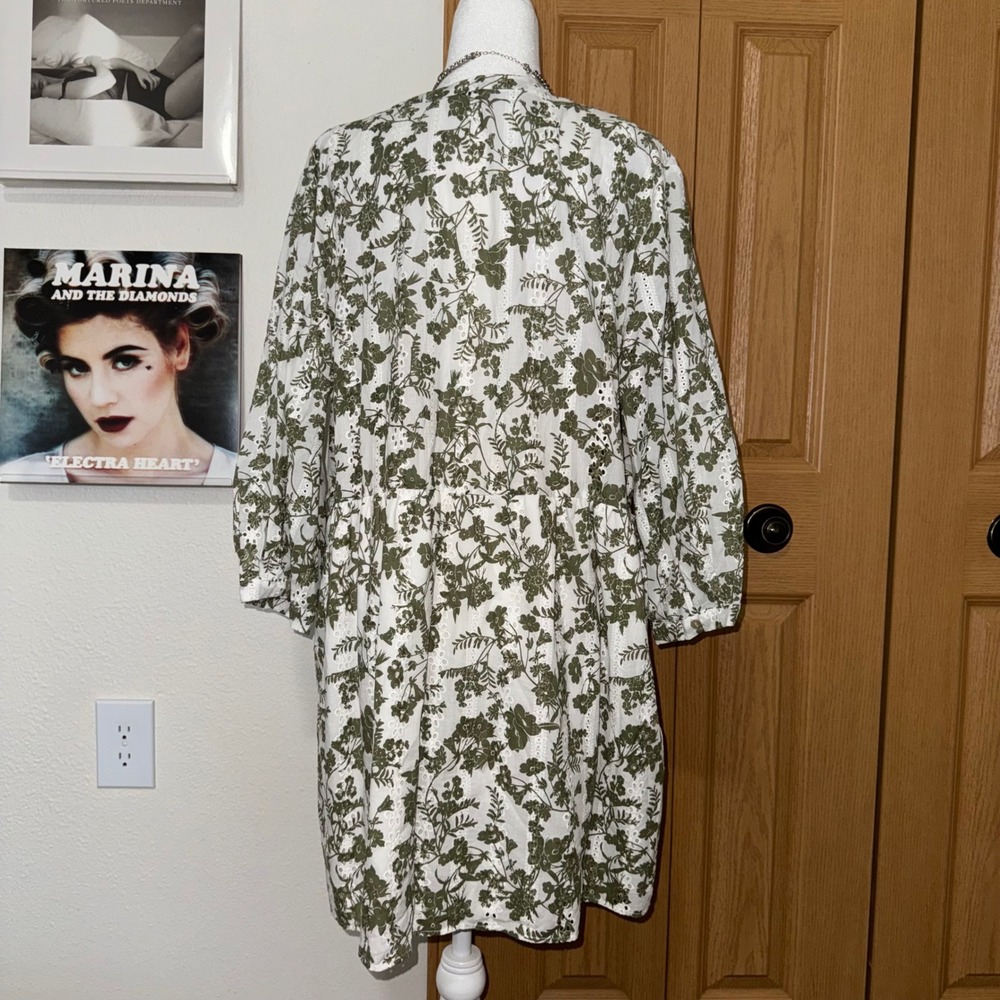 Zara Floral Eyelet Mini Dress Olive Green White Button Front V-Neck XXL Womens - Picture 3 of 10